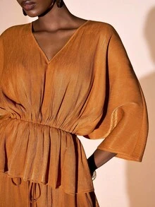 Zivah 2025夏初秋新款节日圣帕特里克节,西部风,游牧风,参加生日派对,毕业季,学院风,日常出游,基础款,百搭款,休闲度假,邮轮旅行,沙滩海边,晒太阳,流行街头风,休闲优雅通勤V领蝙蝠袖宽松荷叶边下摆上衣+宽松超长裤,橙红色褶皱亮丝面料女两件套-A - 亮橙色 - 查看 6