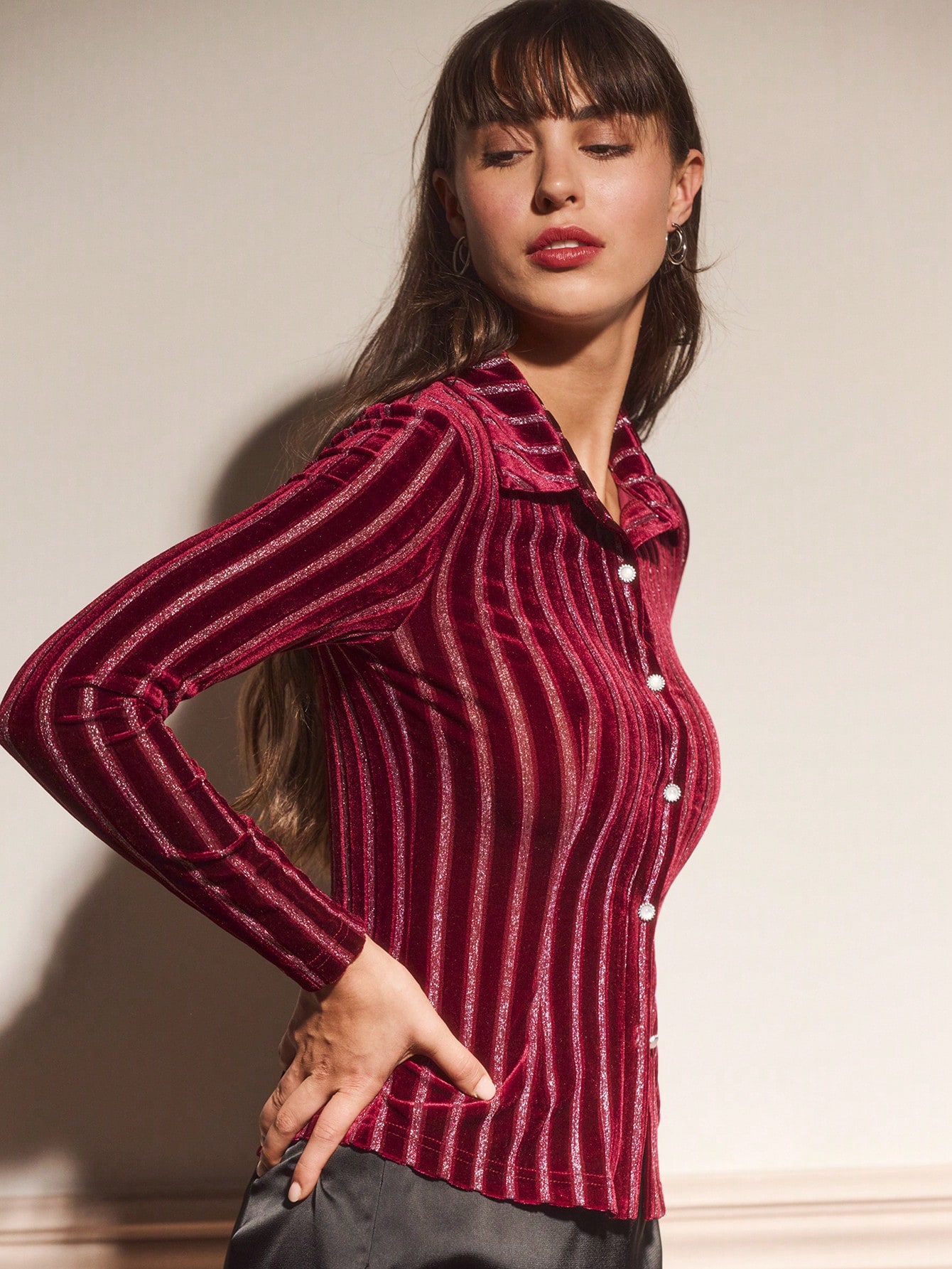 Chemise ajustée en velours bordeaux avec détails de rayures lurex, style vintage, nouveau Top pour le printemps, l'été, le nouvel an et l'hiver