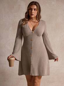 Elegantrix 秋冬优雅V领罗纹喇叭袖金属纽扣连衣裙，优雅女装，女士休闲连衣裙，复古连衣裙，秋季女装 - 灰色 - 查看 3