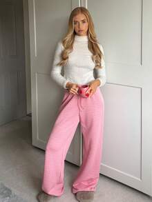 CovetEZ Women's Autumn And Winter Thick Warm Sweatshirt Knitted Pink Trousers Plaid Texture Solid Pink Waffle Casual Sports Pants, Autumn And Winter Christmas Pink Trousers Sweet Trousers Waffle Clean Girl Trousers - Pink - View 4