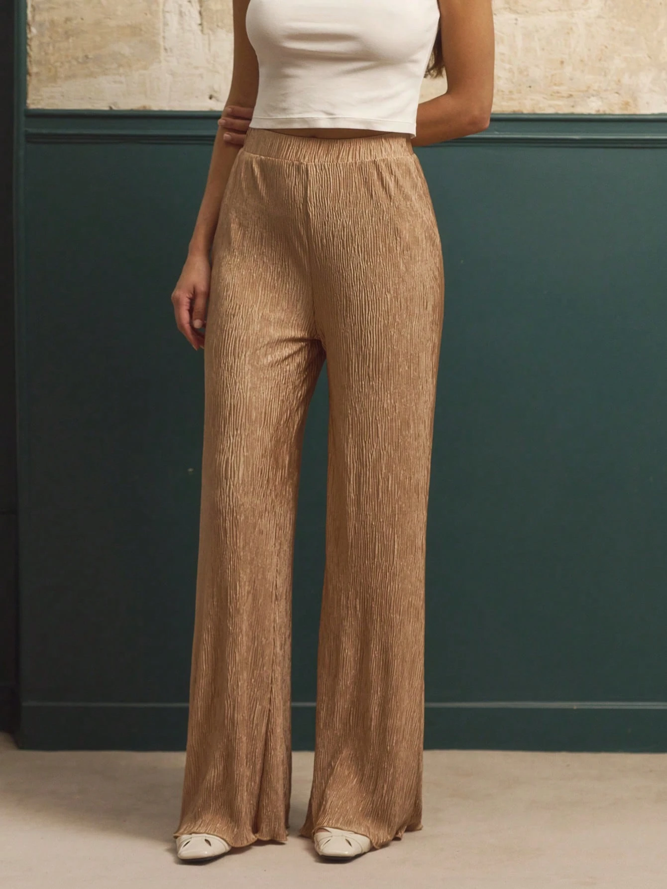 Pantalones anchos plisados brillantes de oro, elegantes para fiestas y eventos en otoño e invierno