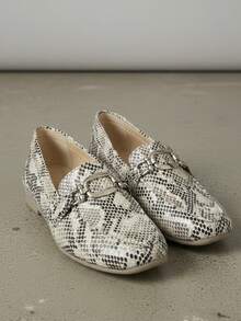 Women Flats - Grey - View 2