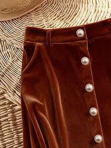 GlowEve تنورة أنيقة من الدمقس الأنيق مع رقع ومشبك خصر، بأزرار لؤلؤية، متطورة وشاملة للاستخدام في فصل الشتاء - متعدد الألوان - مشاهدة 2