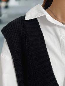 Calvaya Plus Size Women V-Neck Casual Loose Knitted Vest, Autumn/Winter - Black - View 4