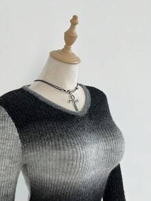 Elamini Women's Fitted V-Neck Ombre Long Sleeve Sweater, Versatile - Multicolor - View 4
