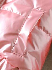 女婴秋冬加厚长袖外套，棉质填充，不对称条纹水洗缎面质感设计，撞色保暖内衬，褶皱下摆饰有荷叶边，适合冬季日常穿着，也适合各种场合。 - 藕粉色 - 查看 6