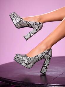 CUCCOO LuxiPop 女士缎面厚底高跟鞋，适合圣诞节、万圣节、音乐节、秋季夜店装扮 - 銀色 - 查看 4