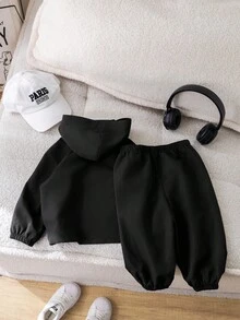 SHEIN 2件組男嬰黑色裝飾針織連帽套頭上衣與彈性腰長褲套裝，休閒運動穿搭，黑白配色，適合秋季與海灘 - 黑色 - 查看 10