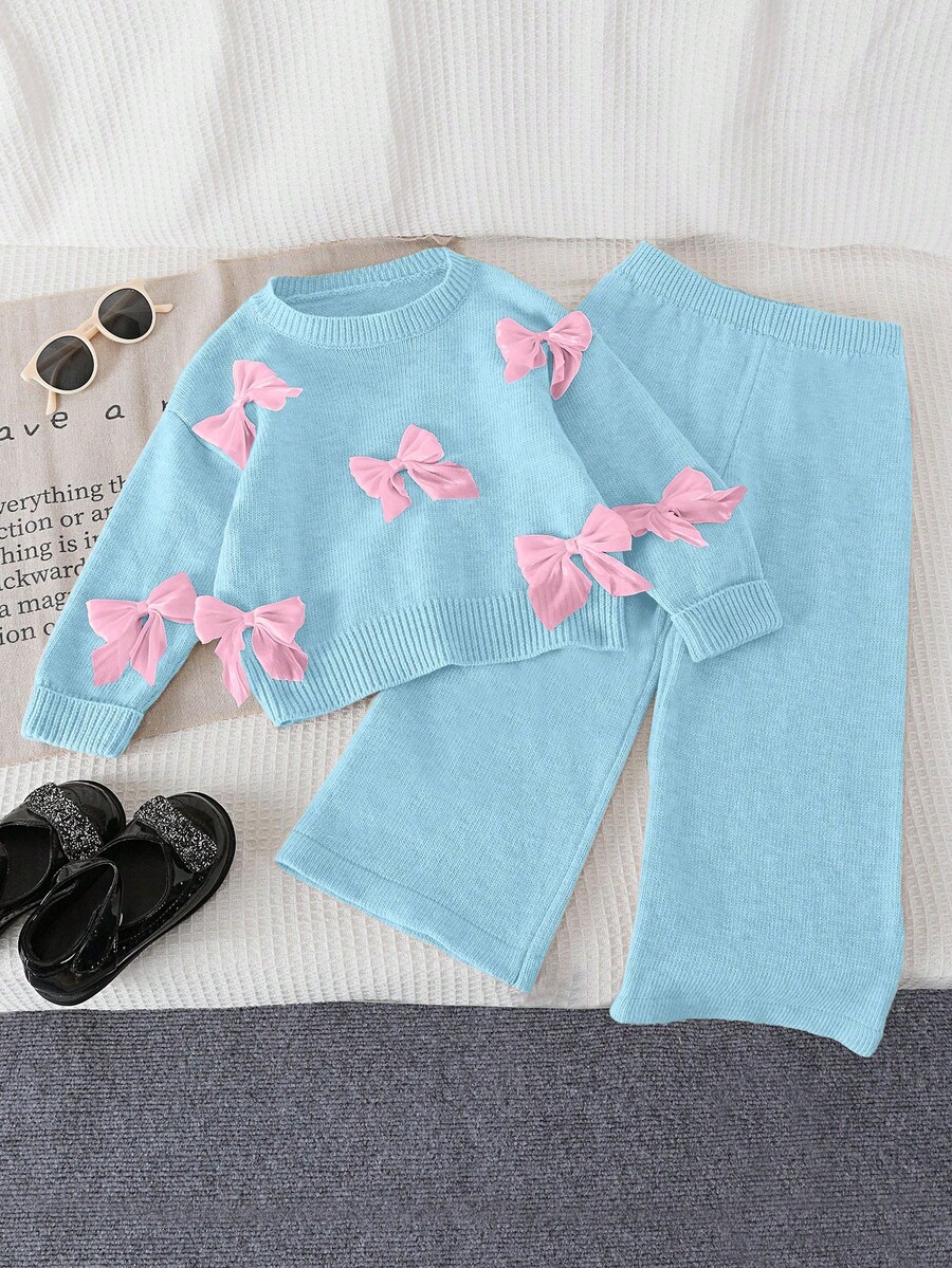 SHEIN Girls Cute Bow Decor Round Neck Sweater Matched With Casual Straight Pants, Suitable For Home, Outing, Party, Back To School Bow Clothes Girls Sweater Sets Winter Young Girls Sets Girl Knit Set Little Girls Pants Set - Blue - View 1