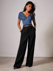 COSMINA Blusa elegante de mujer con hombros descubiertos y hebilla de metal