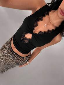 SHEIN TRNDY 1pc Women's Black Lace Trim Deep V-Neck Sexy Fitted Party Camisole Top - Black - View 3