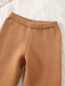 SHEIN 男婴 2 件套高领格纹毛衣和慢跑裤套装，休闲风格，适合秋冬季日常穿着 - 卡其色 - 查看 7