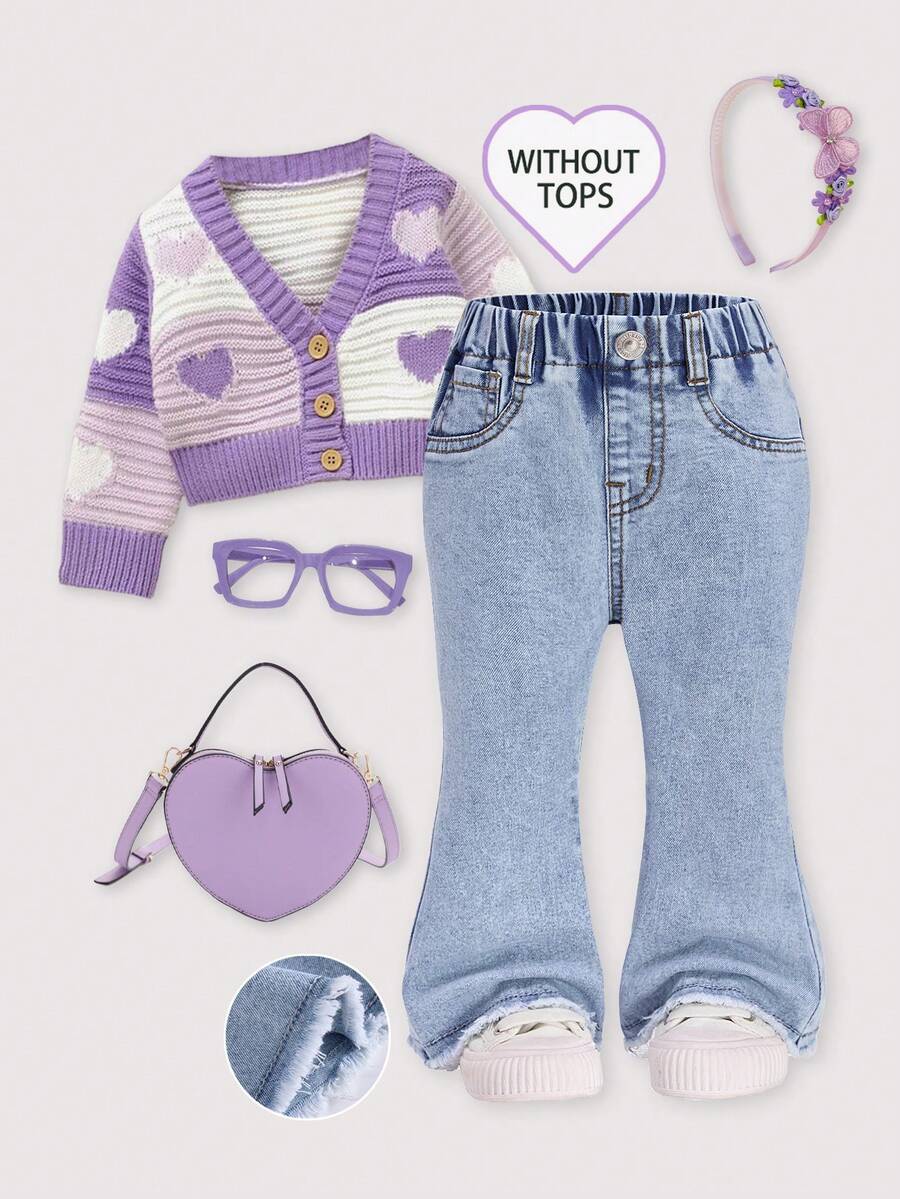 SHEIN Explorewe 1 pieza Jeans de pierna acampanada con cintura elástica para niña, estilo casual, lindo y dulce para fiestas, vacaciones y campo. Tela de mezclilla elástica y cómoda de color azul medio lavado. Diseño de cintura elástica y pierna acampanada, adecuado para uso diario, ya sea jugando en casa o saliendo, mantiene al niño cómodo y con estilo. - Lavado ligero - Ver 1