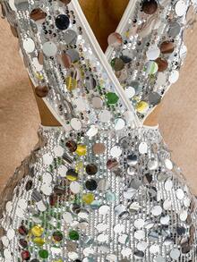 Soleia 女式纯色亮片性感深V领挂脖迷你连衣裙 - 銀色 - 查看 3