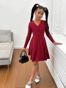 SHEIN Vestido de punto rojo de manga larga con cuello en V y cruce de tirantes acanalados para niña preadolescente, conjunto de Año Nuevo para niña, adecuado para Navidad, uso casual diario y al aire libre