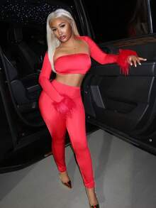 Slaydiva 2025 Winter New Arrivals - Global Carnival Season:New Year Valentine's Day Party Evening Gathering Date Gathering Birthday Party Preppy Style Student Wear Everyday Street Basic Versatile Casual Cruise Travel Internet Celebrity Hot Style Sexy Club Y2K Punk Racing Tube Top + Ultra Short Long Sleeve Fur Trim Jacket + Tights Red Glitter Fabric Winter Three-Piece Suit Christmas Suit New Year Suit Women's Three-Piece Suit - Red - View 8