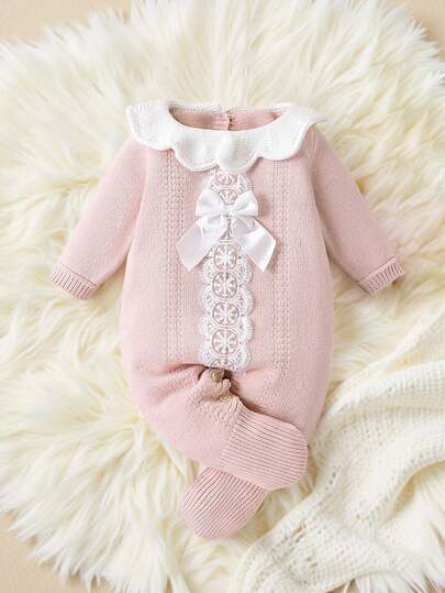 SHEIN 女婴荷叶边领针织长袖毛衣连体衣，连脚裤，舒适保暖，适合秋冬季，粉色和浅粉色，适合日常穿着，优雅的蕾丝边和蝴蝶结设计，适合居家、户外、旅行