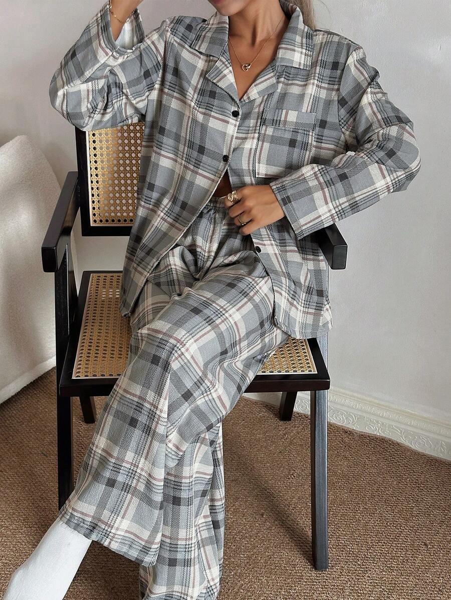 SHEIN 女士休闲纹理格纹印花长袖上衣和裤子睡衣套装，冬季服装 - 彩色 - 查看 1