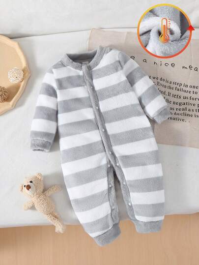 SHEIN Playful Pals 女婴保暖连体衣，舒适柔软的法兰绒连体衣，适合秋冬季穿着