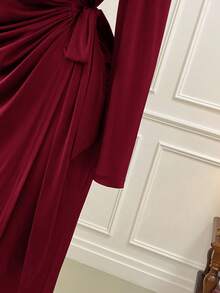 Rometta Váy dự tiệc mùa thu lấy cảm hứng từ phong cách Gothic cao cấp thanh lịch dành cho nữ cỡ lớn, váy maxi màu trơn cổ chữ V ôm sát, thắt eo - Màu Đỏ Sâu - Xem 4