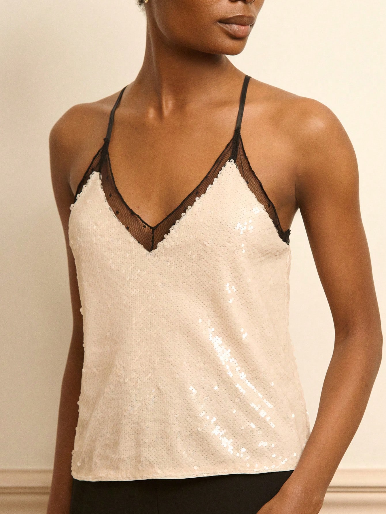 Pailletten-Camisole-Top mit schwarzem Kontrast-Tüll-Punktemuster, Partytop für Frühling/Sommer, glänzendes Partytop, Premium-Partytop