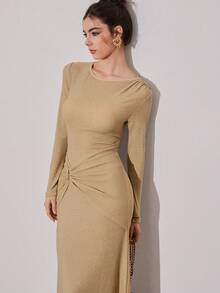 Modelyn Vestido ajustado con cintura fruncida y dobladillo de cola de sirena con acabado metálico brillante, para primavera/otoño - Dorado - Ver 5