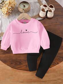 Ensemble 2 pièces pour jeunes filles, décontracté, chic et minimaliste, motif lettres d'amour et cœurs, col ras du cou, manches longues, sweat-shirt et leggings, automne/hiver, idéal pour les sorties quotidiennes et l'école.