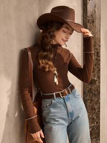 Wildy Camiseta básica de manga larga con ribete de contraste marrón, nueva prenda de invierno