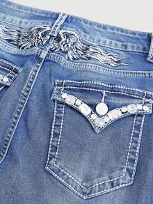 ROMWE Goth 水钻翅膀刺绣喇叭裤腿修身休闲低腰牛仔裤 - 藍色 - 查看 4