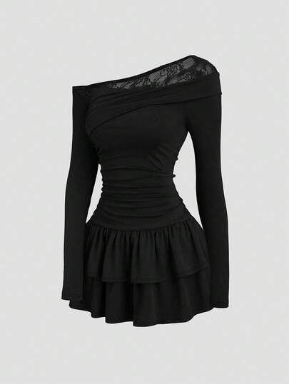 Sweetra 新款时尚蕾丝拼接斜肩优雅通勤日常装束腰喇叭下摆迷你连衣裙女