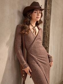 Wildy 美式休闲紧身连衣裙，街头时尚棕色高开叉S型腰机场装，秋冬新品 - 棕色 - 查看 2