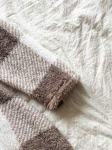 Vintaside Kids 少女冬季棕白格纹双面羊毛保暖连帽腰部 A 字中长连衣裙，时尚