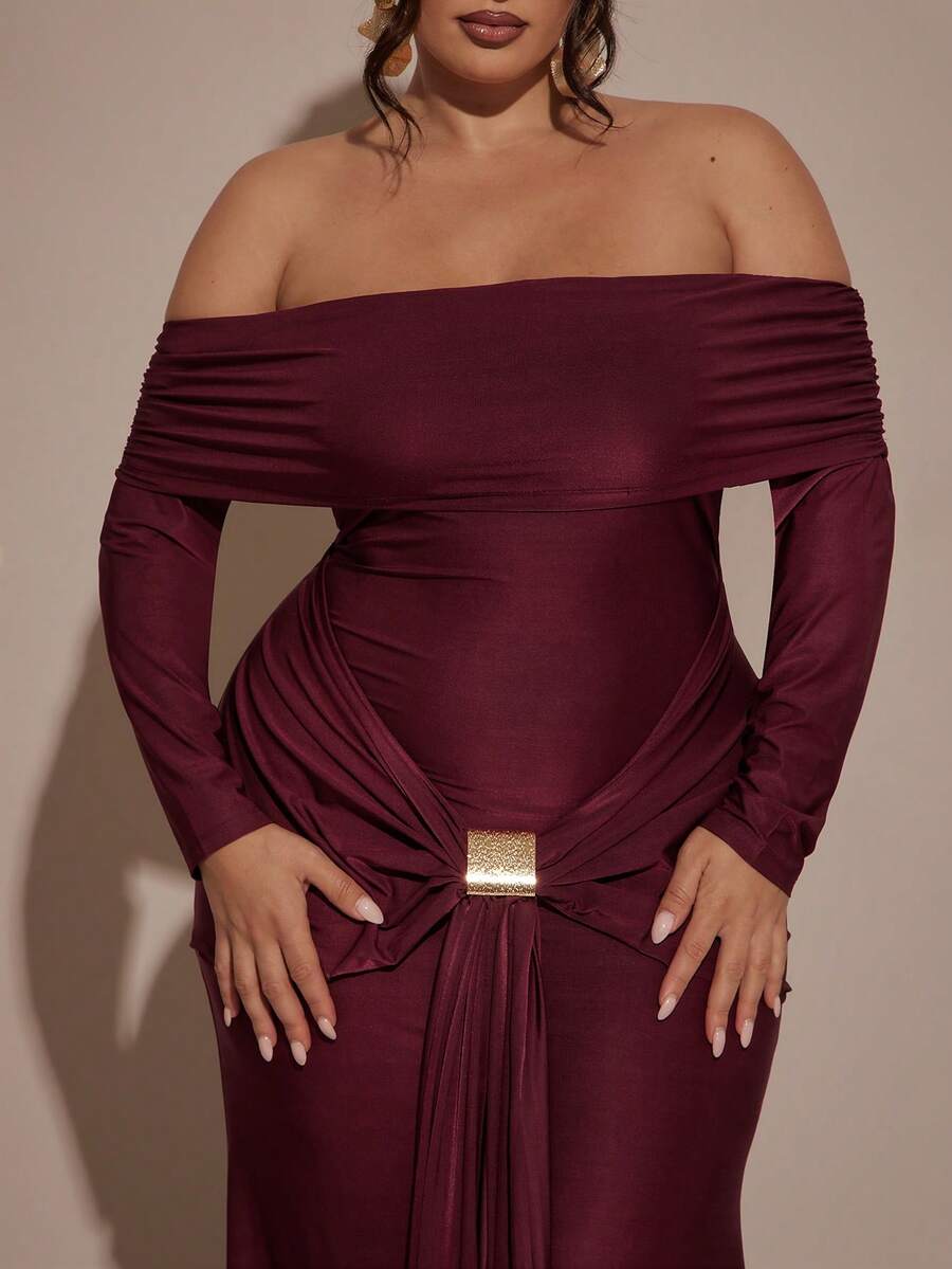 SHEIN BAE 大码女式酒红色长款褶饰金属装饰派对迷你连衣裙，露肩长袖连衣裙，适合秋冬季 - 酒紅色 - 查看 1