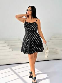 Solflare 大码黑白圆点印花吊带连衣裙 - 黑與白 - 查看 3