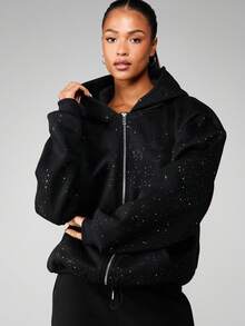 MISSGUIDED 闪亮连帽运动衫，带金属斑点，全拉链开合和中央口袋，休闲冬季上衣 - 黑色 - 查看 5