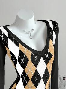 Elamini Sweet & Innocent V-Neck Argyle Pattern Mesh Patchwork Long Sleeve Sweater