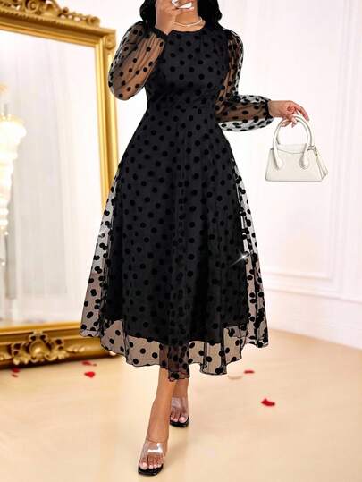 SHEIN Lady فستان أنيق بأكمام فانوس من الشبك بنقشة نقاط كبيرة الحجم، مناسب للارتداء اليومي