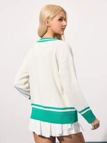 CourtClass Damkofta med lös passform, V-ringad, långärmad och knappar, lämplig för höst/vinter - Vitt - Visa 3