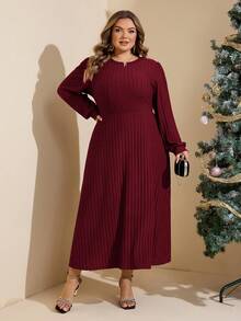 SHEIN CURVE+ Geripptes Strickkleid mit Rundhalsausschnitt in Große Größen, Weinrot, Weihnachtsparty - Bordeaux - Übersicht 8