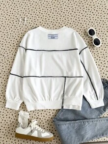 SHEIN Sudadera holgada y casual minimalista y cómoda con cuello redondo, decoración de línea de color contrastante y diseño dividido para niña preadolescente, ropa de otoño e invierno - Blanco - Ver 2