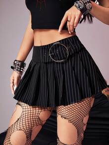 ROMWE Grunge Punk Falda mini ultrasilta plisada con detalles metálicos a rayas, escuela - Blanco y Negro - Ver 4