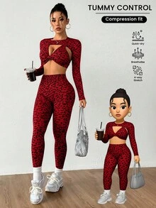Dewbera Bộ đồ thể thao áo crop top tay dài họa tiết da báo cho nữ kèm áo ngực xoắn và quần legging - Đỏ - Xem 1
