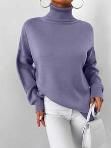Maglione casual ampio da donna a maniche lunghe, collo alto e spalle cadenti, di colore unito