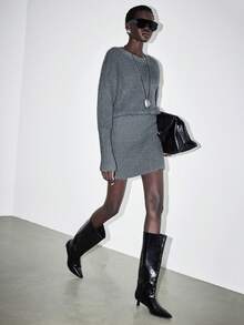 Lumivelle 灰色圆领紧身针织连衣裙，秋冬