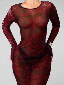 MISSGUIDED Printed Mesh Long Sleeve Maxi Dress With Sheer Overlay And Abstract Pattern For Evening Occasions Christmas - Burgundy - View 5