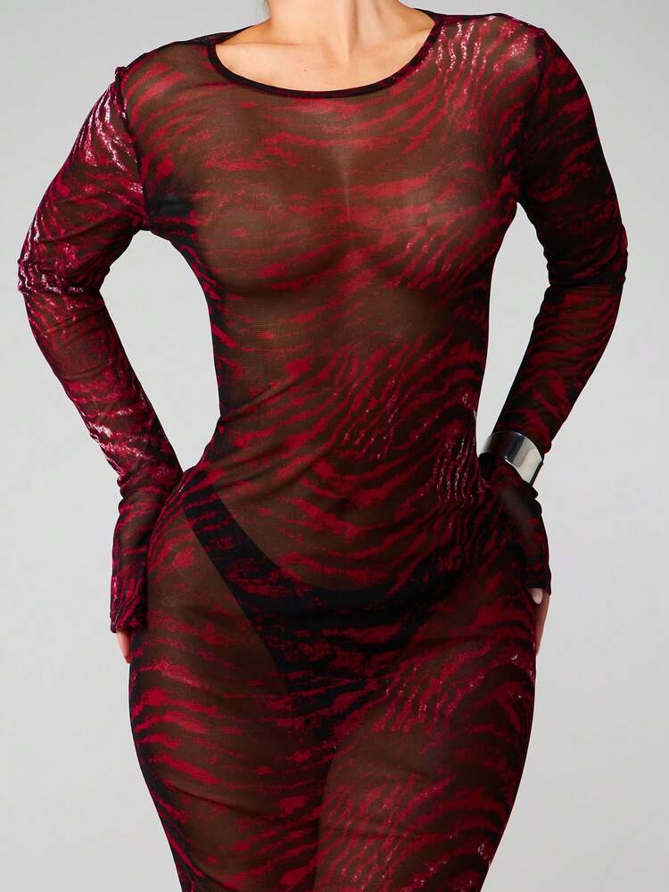 MISSGUIDED Printed Mesh Long Sleeve Maxi Dress With Sheer Overlay And Abstract Pattern For Evening Occasions Christmas