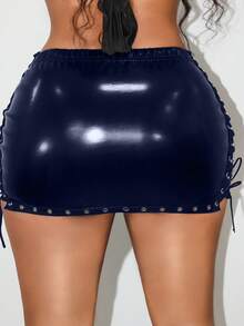 BamGleam Damen einfarbiger Lochstickerei Bindedetail PU Leder Bodycon Minirock