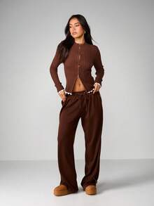 MISSGUIDED Cable Knit Ribbed Cardigan With Scalloped Contrast Trim And Full Zip Front Closure For Layering - Brown - View 3