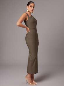 Silquee Women's Elegant Solid Color Asymmetric Collar Sleeveless Dress, Summer