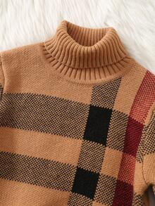 SHEIN 男婴 2 件套高领格纹毛衣和慢跑裤套装，休闲风格，适合秋冬季日常穿着 - 卡其色 - 查看 4